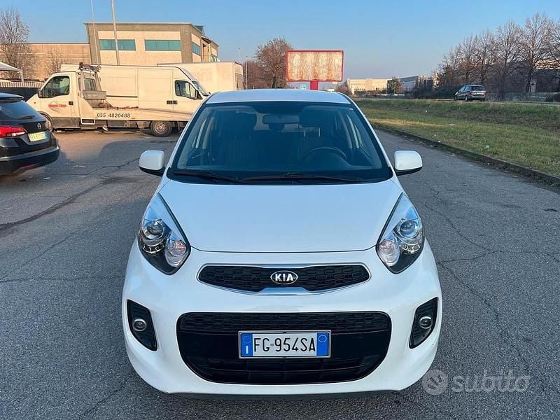 Usata Kia Picanto 67 CV (49 kW) 2017 Bianco Utilitaria