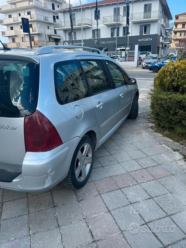 Usata Peugeot 307 107 CV (78 kW) 2002 Grigio Station wagon