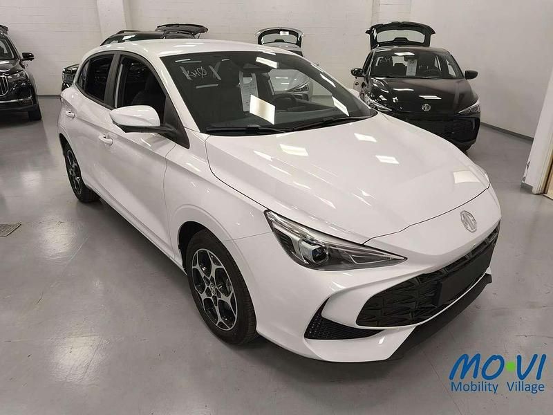 Nuova MG MG3 Luxury 194 CV (142 kW) 2026 Bianco Utilitaria