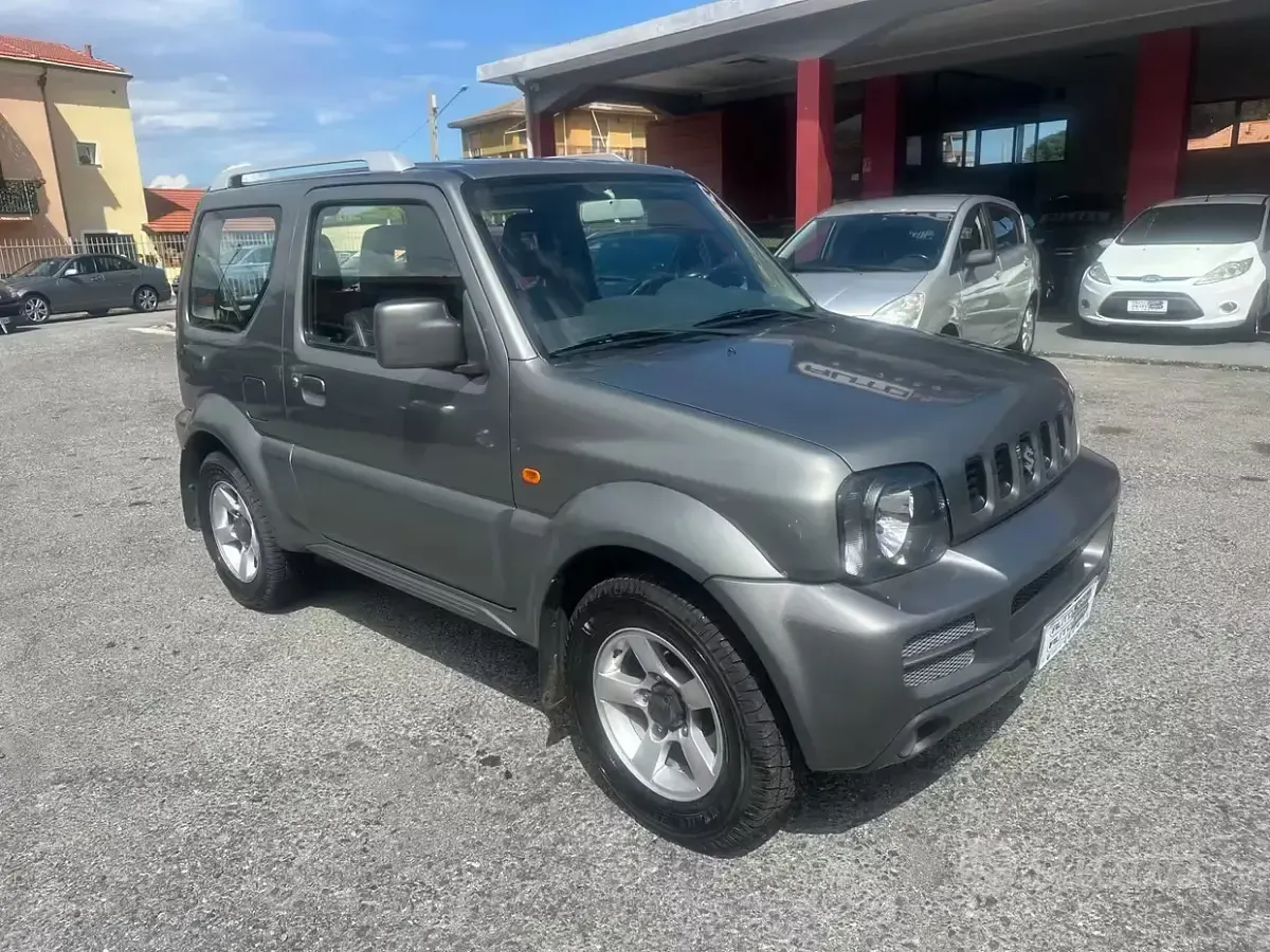 Occasion Suzuki Jimny 85 PK (62 kW) 2008 Grijs SUV