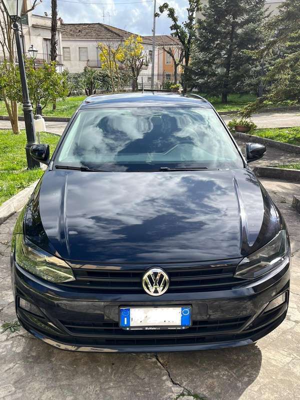 Usato 2019 VW Polo 1.0 Benzin 75 CV (13.500 €)
