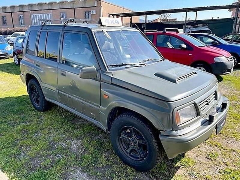 Usata Suzuki Vitara 75 CV (55 kW) 1997 Verde SUV