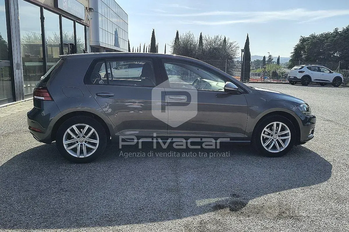 Usata VW Golf VII Business 115 CV (84 kW) 2019 Grigio Utilitaria