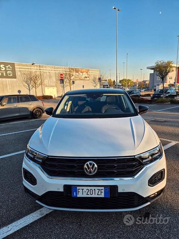 Usata VW T-Roc 115 CV (84 kW) 2019 Bianco SUV