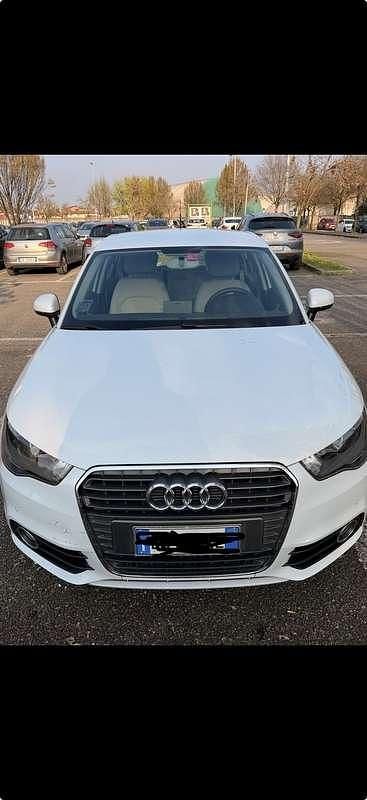 Usata Audi A1 Sportback Attraction 90 CV (66 kW) 2013 Utilitaria