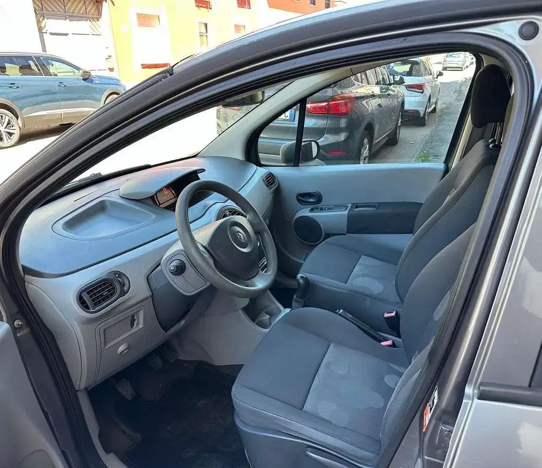 Usata Renault Modus 75 CV (55 kW) 2007 Other Monovolume