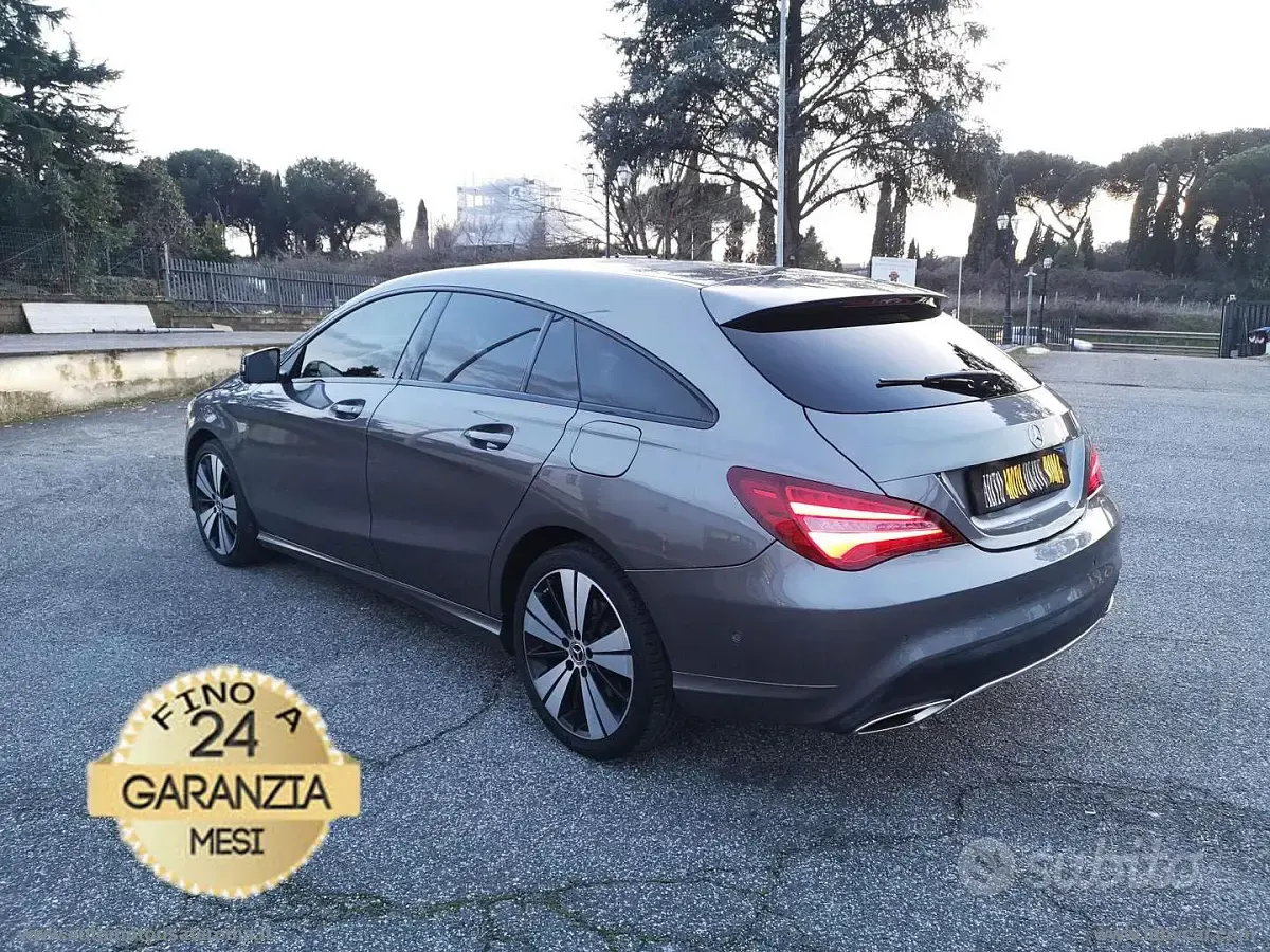 Begagnad Mercedes CLA200 Premium 136 HK (100 kW) 2019 Grå Kombi