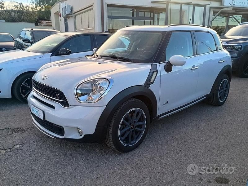 Usata Mini Cooper SD Countryman Business 143 CV (105 kW) 2015 Bianco SUV