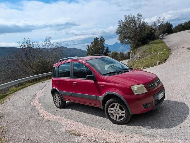 Usata Fiat Panda Dynamic 60 CV (44 kW) 2008 Rosso Utilitaria