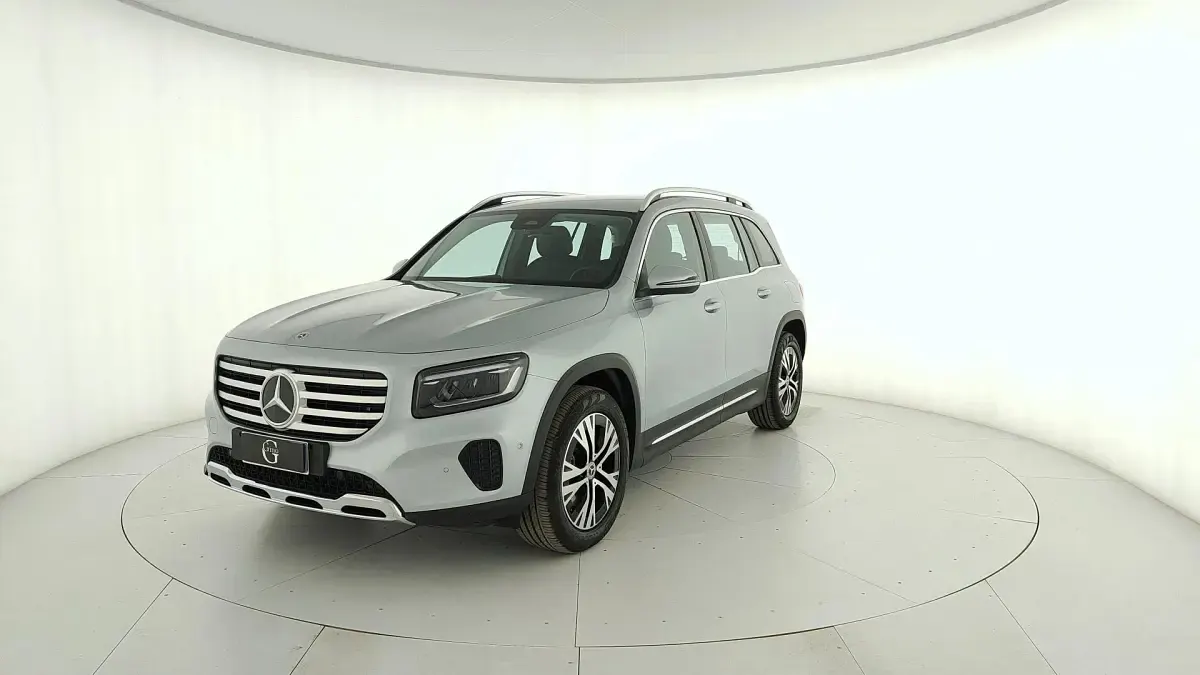 Usata Mercedes GLB180 Advanced 116 CV (85 kW) 2025 SUV