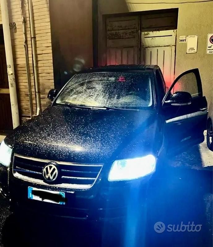 Usata VW Touareg 174 CV (127 kW) 2003 Nero SUV