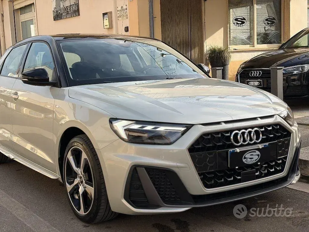Usata Audi A1 S-Line 110 CV (80 kW) 2023 Grigio SUV