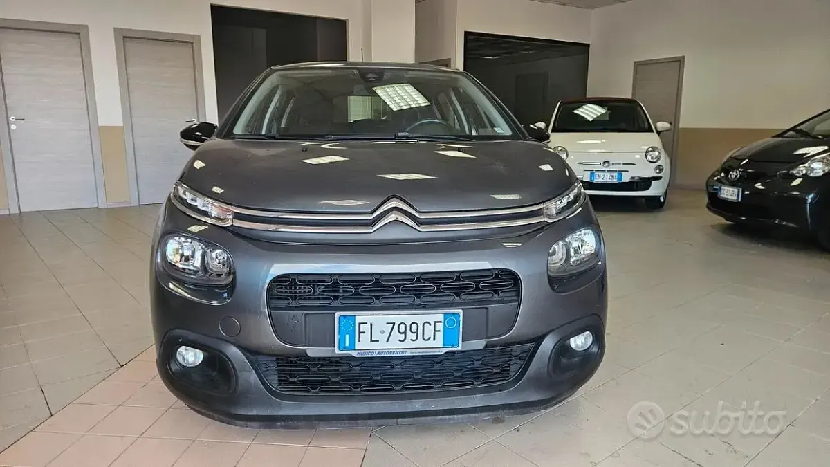 Usata Citroën C3 Shine 75 CV (55 kW) 2017 Grigio Berlina