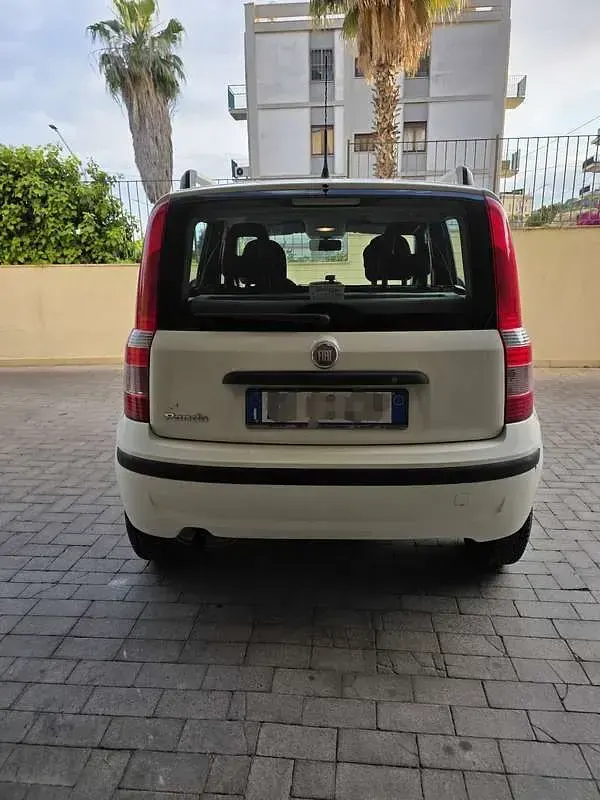 Usata Fiat Panda Active 75 CV (55 kW) 2011 Utilitaria