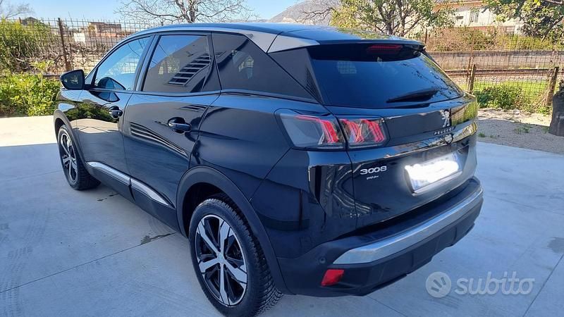 Usata Peugeot 3008 Allure 131 CV (96 kW) 2022 Nero SUV