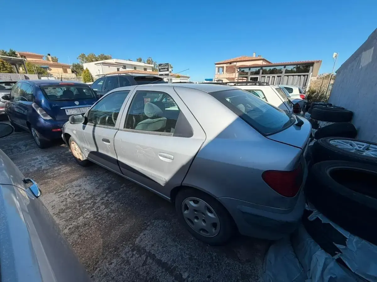Usata Citroën Xsara 75 CV (55 kW) 2000 Argento Berlina