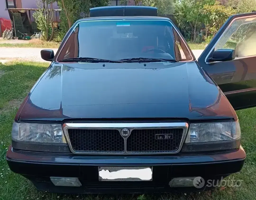 Usata Lancia Thema 147 CV (108 kW) 1990 Nero Berlina