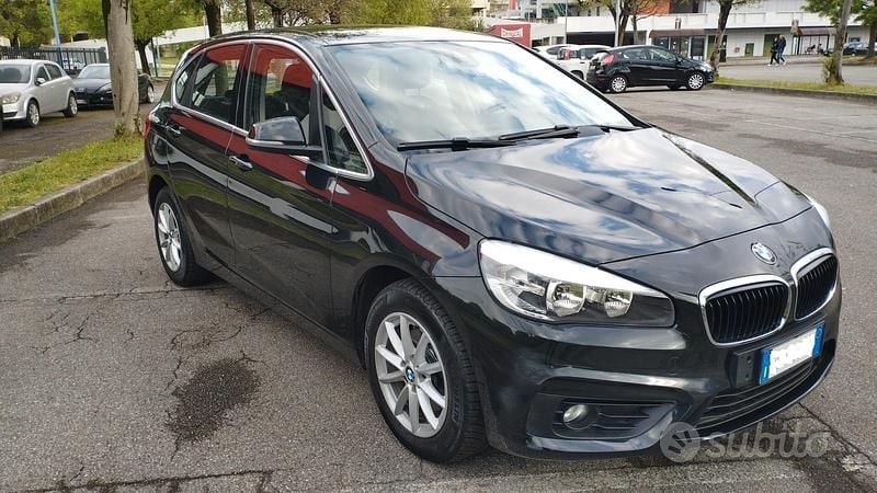 Nero Usata 2015 BMW 216 Station wagon | 9700 € (Buon prezzo) - Immagine 1/4