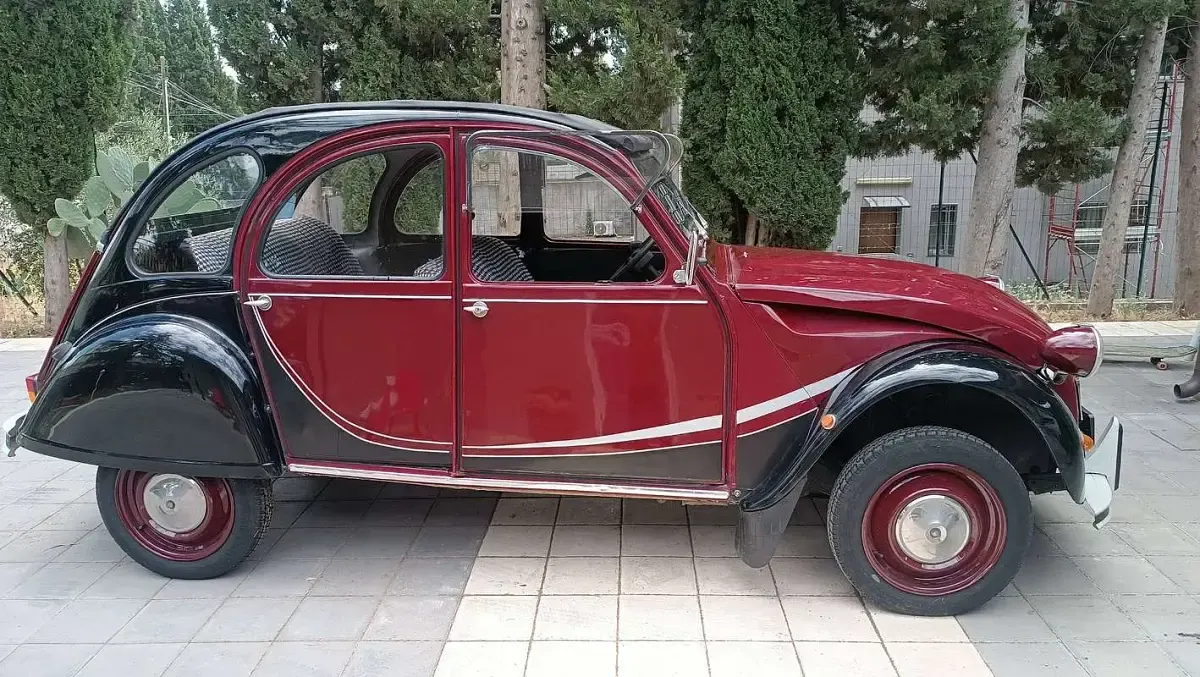 Usata Citroën 2CV Charleston 29 CV (21 kW) 1981 Rosso Berlina