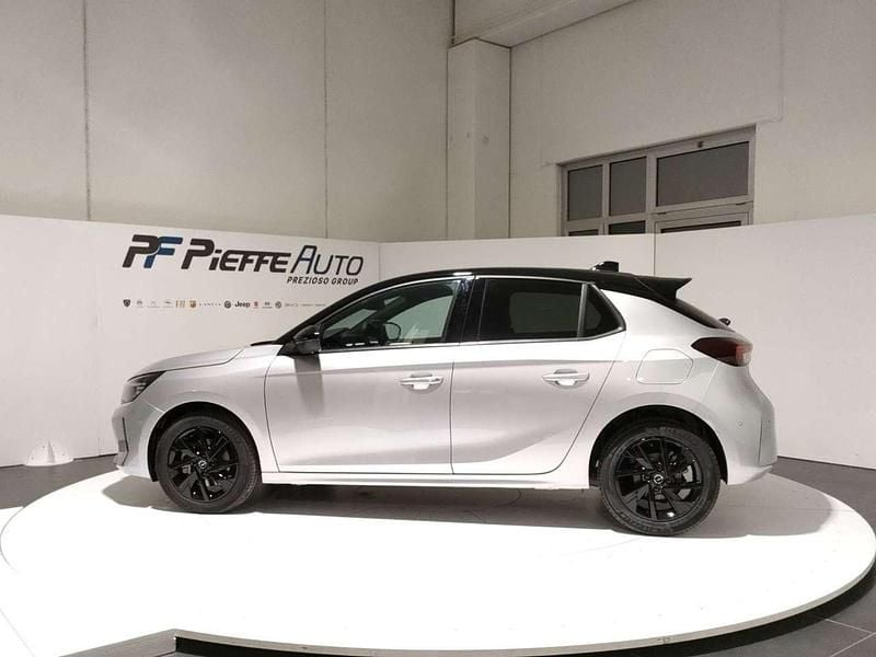 Nuova Opel Corsa 110 CV (80 kW) 2025 Kristall silver Utilitaria