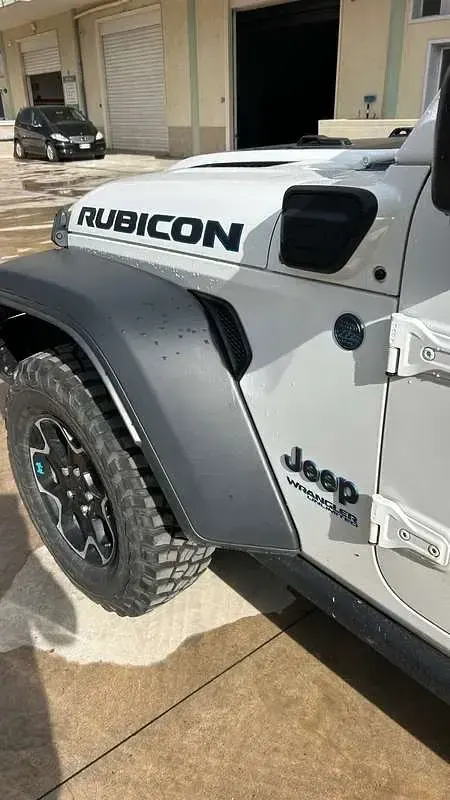 Usata Jeep Wrangler Rubicon 272 CV (200 kW) 2022 Bianco SUV
