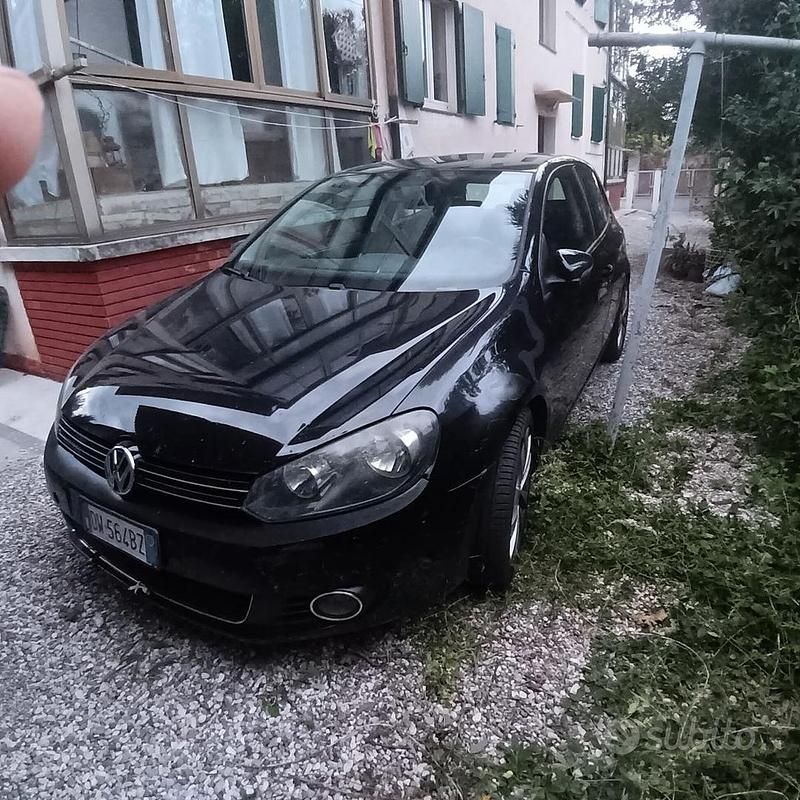 Usata VW Golf VI 110 CV (80 kW) 2009 Nero Utilitaria