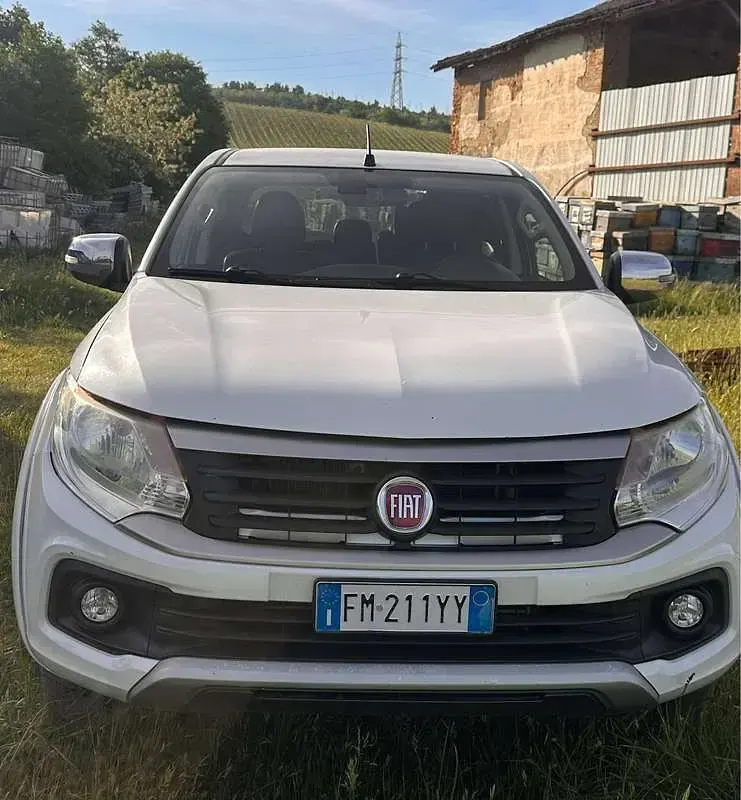Usado Fiat Fullback 181 HP (133 kW) 2017 Branco Pickup