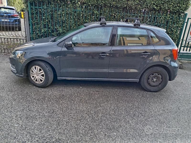 Usata VW Polo 75 CV (55 kW) 2014 Nero Monovolume