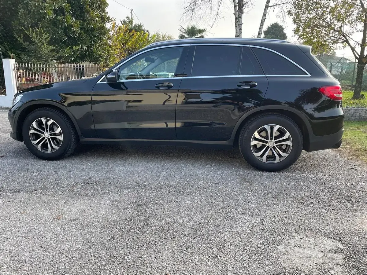 Usata Mercedes GLC220 Exclusive 170 CV (125 kW) 2016 Nero SUV