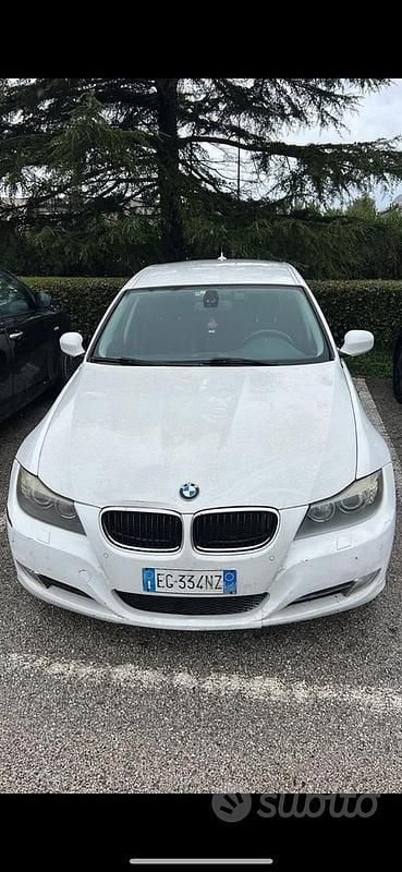 Usata BMW 320 2011 Bianco Station wagon