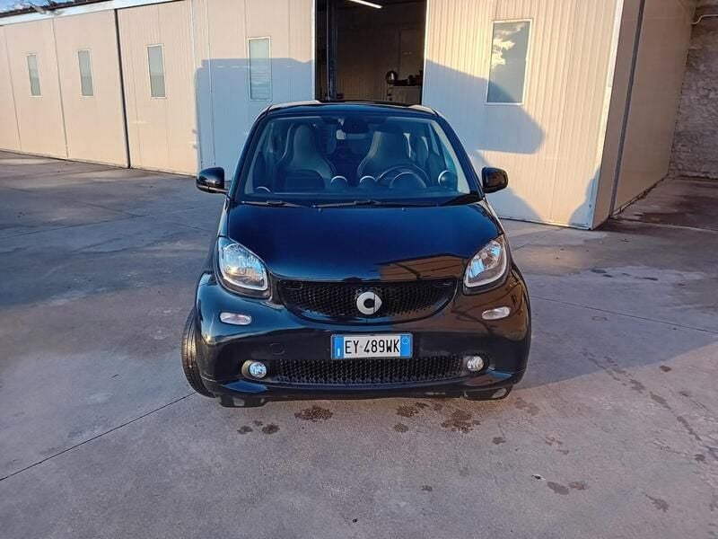 Nero Usata 2015 Smart ForTwo Coupé Prime Coupé | 9500 € (Buon prezzo) - Immagine 1/4