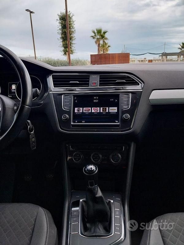 Usata VW Tiguan Business 125 CV (91 kW) 2016 Bianco SUV