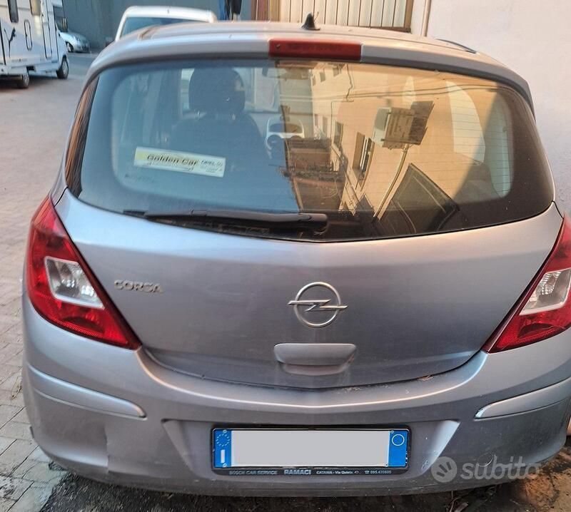 Usata Opel Corsa 80 CV (58 kW) 2009 Grigio Utilitaria