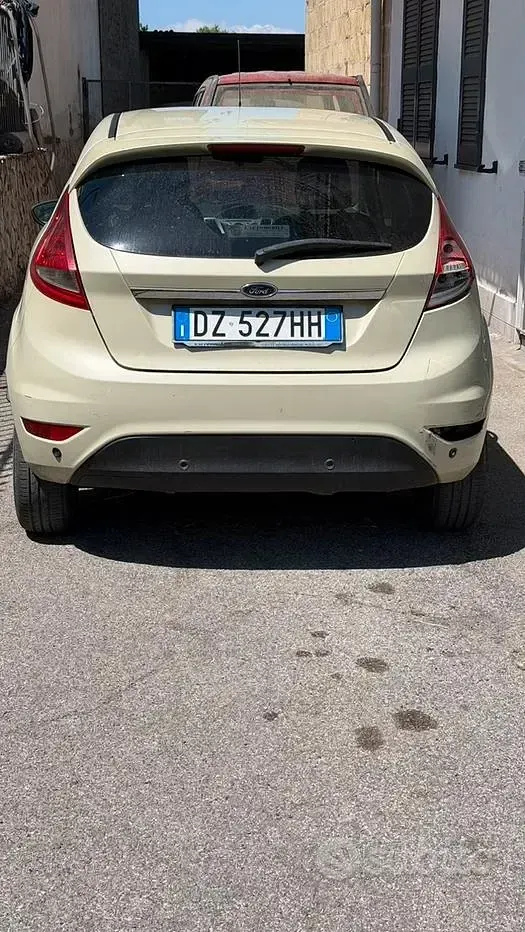 Usata Ford Fiesta Titanium 68 CV (50 kW) 2009 Berlina