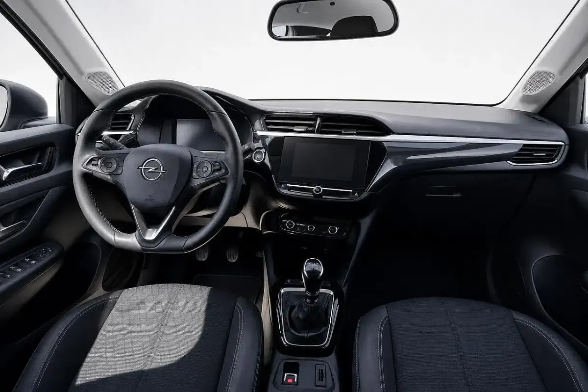 Usata Opel Corsa Elegance 100 CV (73 kW) 2023 Bianco Utilitaria