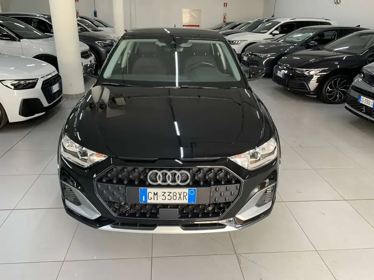 Usata Audi A1 Admired 110 CV (80 kW) 2023 Nero SUV