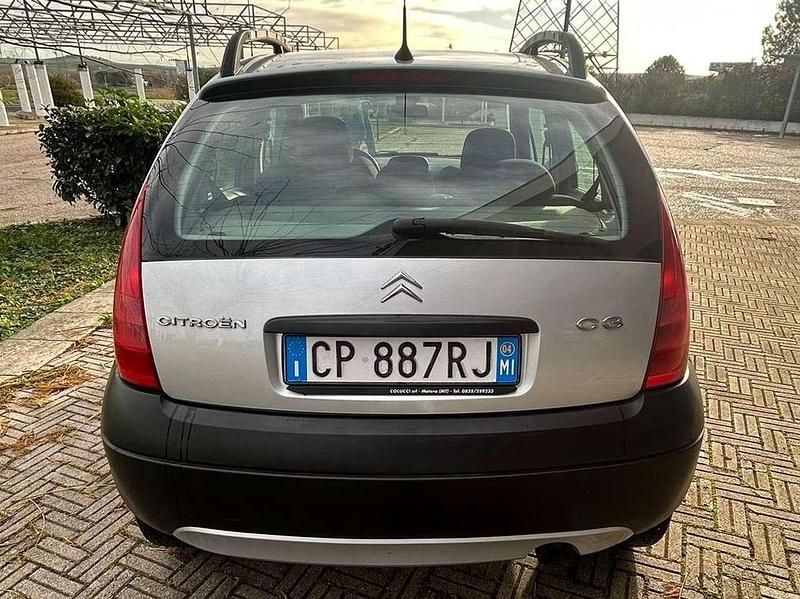 Usata Citroën C3 XTR 90 CV (66 kW) 2004 Grigio Utilitaria