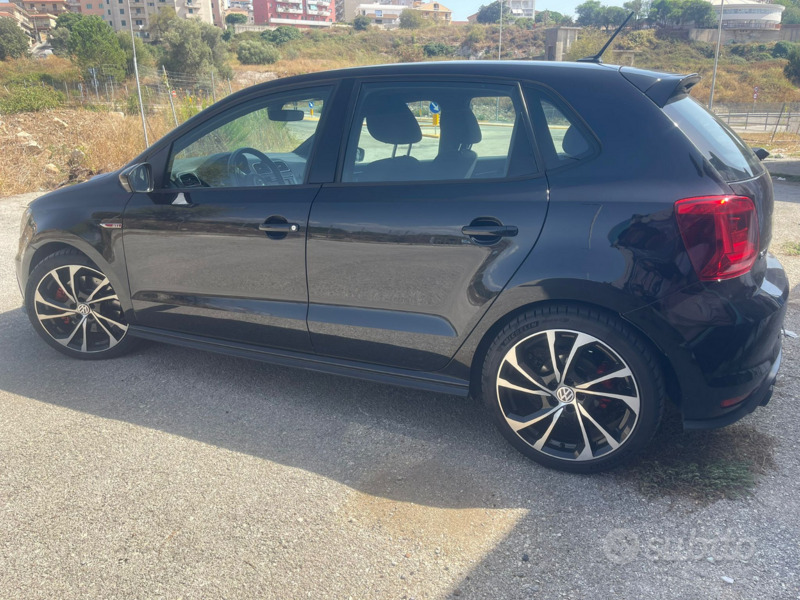 Usato 2015 VW Polo 1.8 Benzin 150 CV (14.999 €)