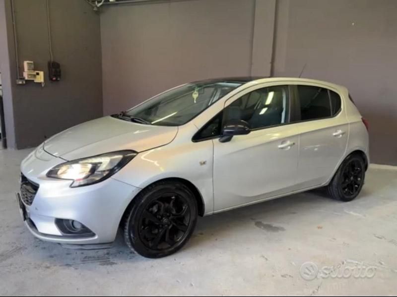 Grigio Usata 2016 Opel Corsa Cosmo Tre volumi | 4900 € (Super prezzo) - Immagine 1/4
