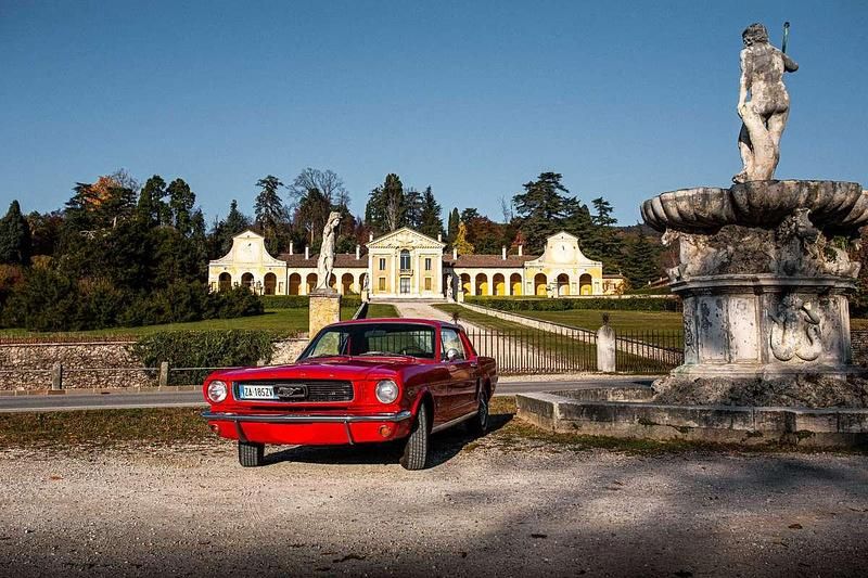 Usata Ford Mustang 271 CV (199 kW) 1966 Rosso Coupé