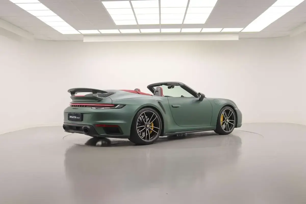 Usata Porsche 911 Turbo S Cabriolet 650 CV (478 kW) 2023 Argento gt Cabrio