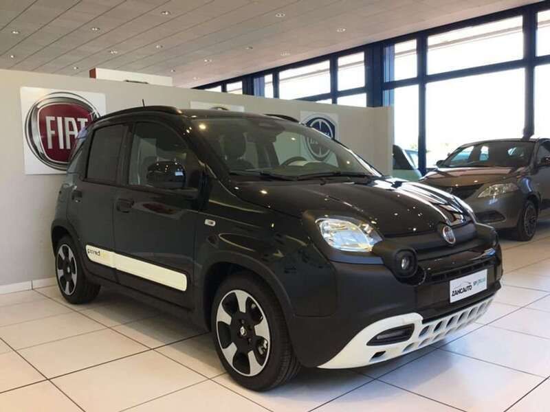 Usata Fiat Panda S 70 CV (51 kW) 2024 Nero cinema Utilitaria