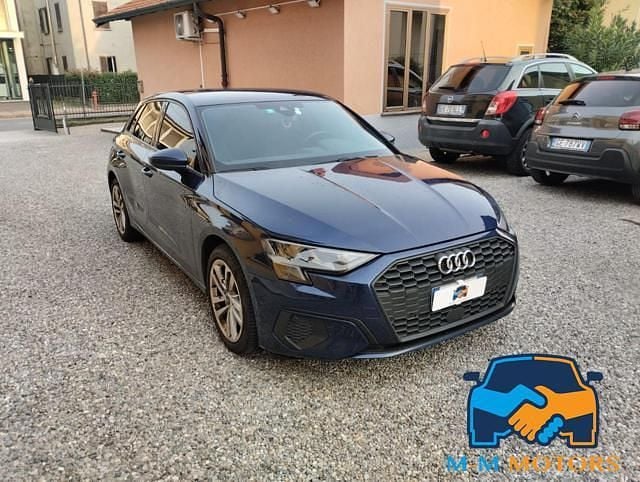 Usata Audi A3 e-tron 110 CV (80 kW) 2023 Blu Utilitaria
