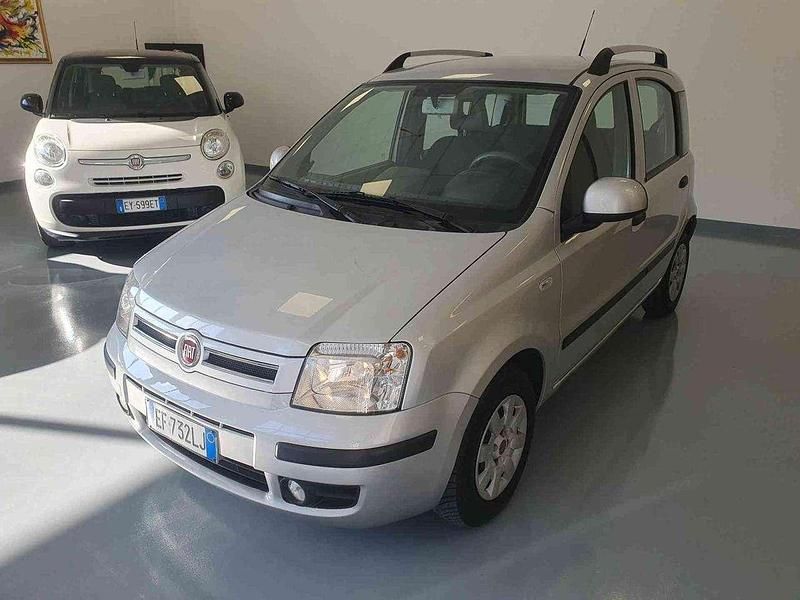 Argento Usata 2010 Fiat Panda Dynamic Berlina | 5800 € (Molto cara) - Immagine 1/4