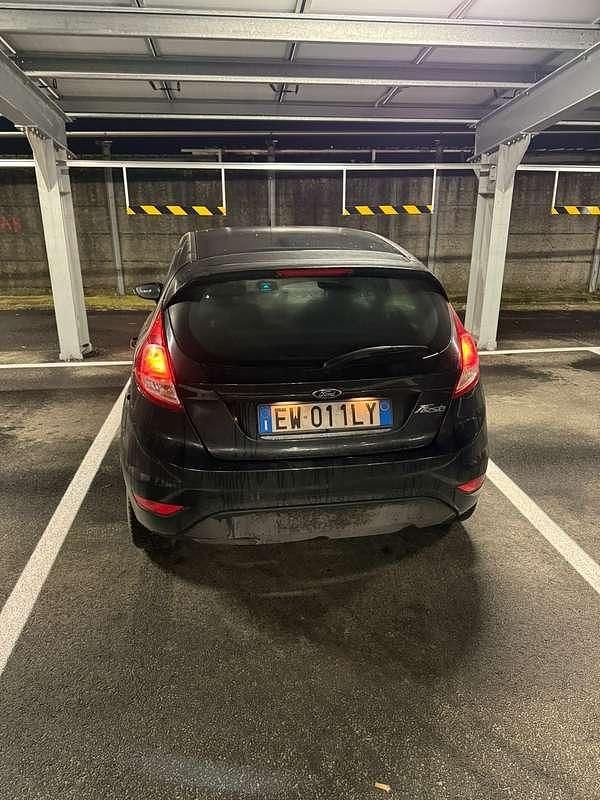 Usata Ford Fiesta 60 CV (44 kW) 2014 Utilitaria
