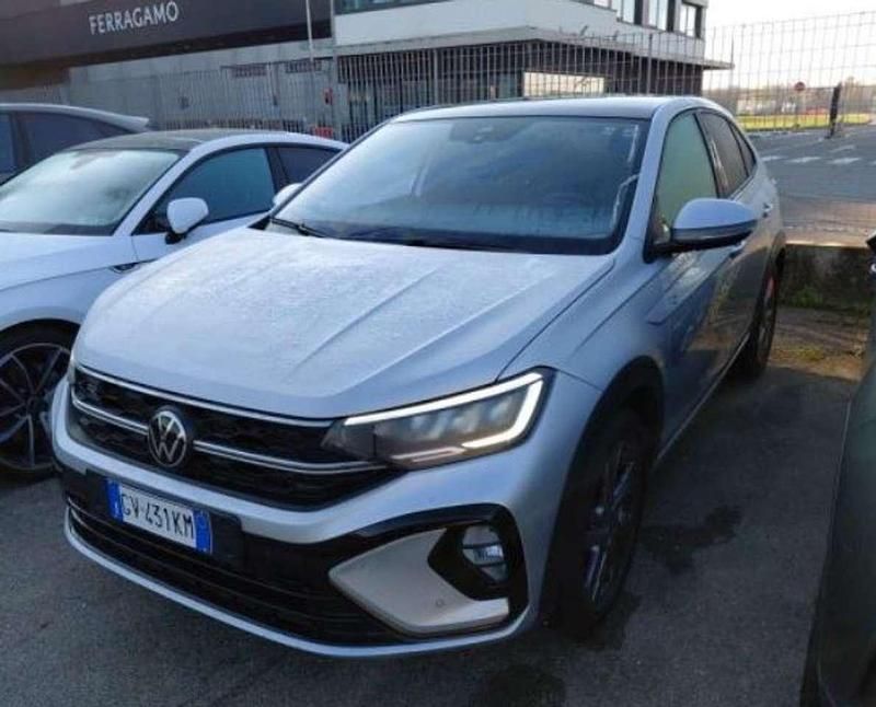 Usata VW Taigo R-line 116 CV (85 kW) 2024 Reflex silver metallizzato SUV