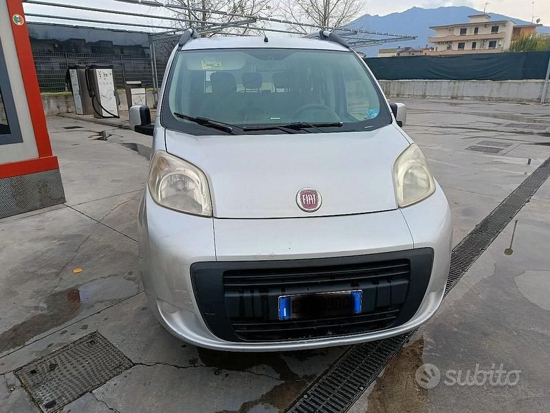 Usata Fiat Qubo Trekking 77 CV (56 kW) 2014 Grigio Monovolume