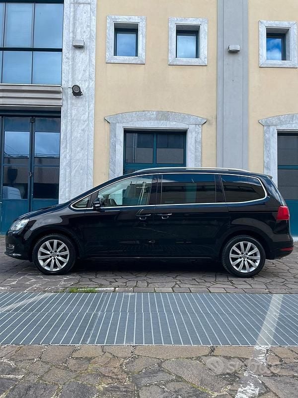 Usata VW Sharan 170 CV (125 kW) 2011 Nero Monovolume