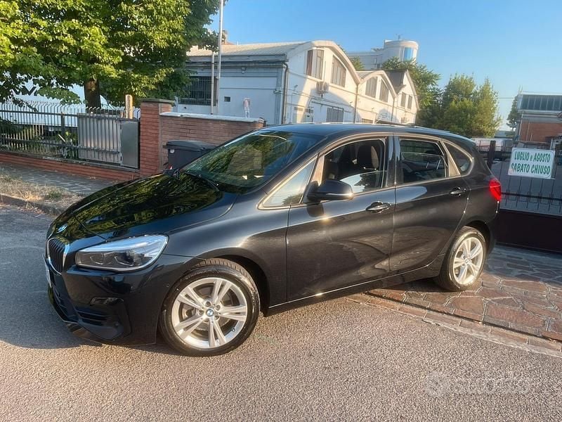 Nero Usata 2020 BMW 218 Monovolume | 16.500 € (Super prezzo) - Immagine 1/4