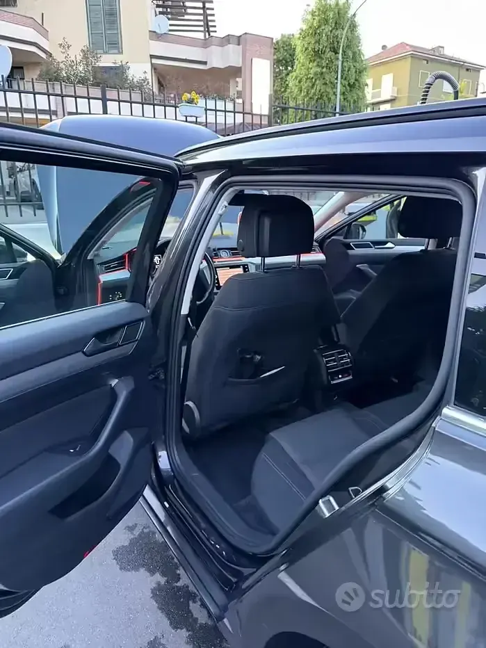 Usata VW Passat 150 CV (110 kW) 2018 Station wagon